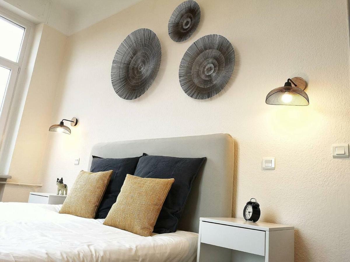 Le XI - Suite Colmar Gare - Parking Luaran gambar
