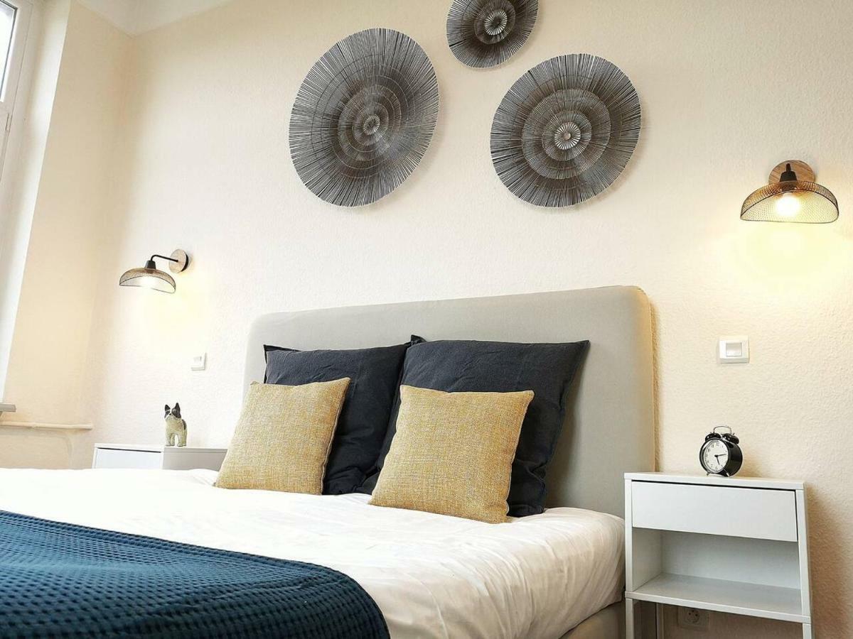 Le XI - Suite Colmar Gare - Parking Luaran gambar